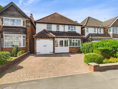 Double Room with Own Bathroom & Parking – £500 PCM